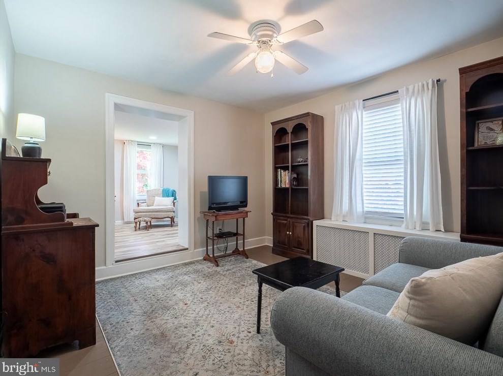 206 Amherst Ave, Reading PA  19609-2406 exterior