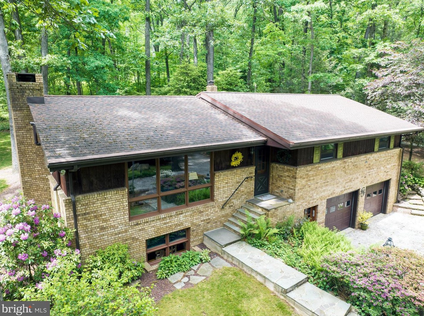 2573 Welsh Rd, Hummels Store PA 19540-8817 exterior