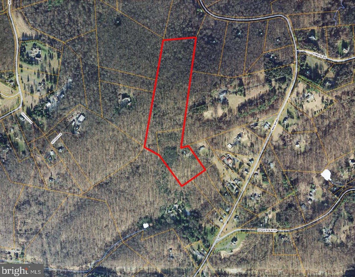 2573 Welsh Rd, Hummels Store PA 19540-8817 exterior