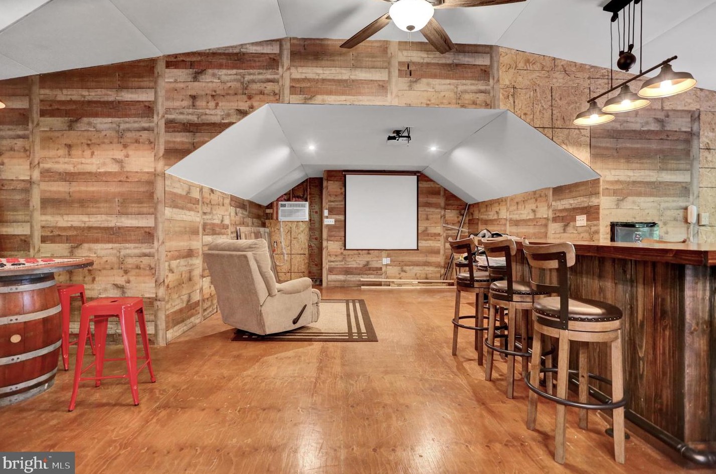 2573 Welsh Rd, Hummels Store PA 19540-8817 exterior