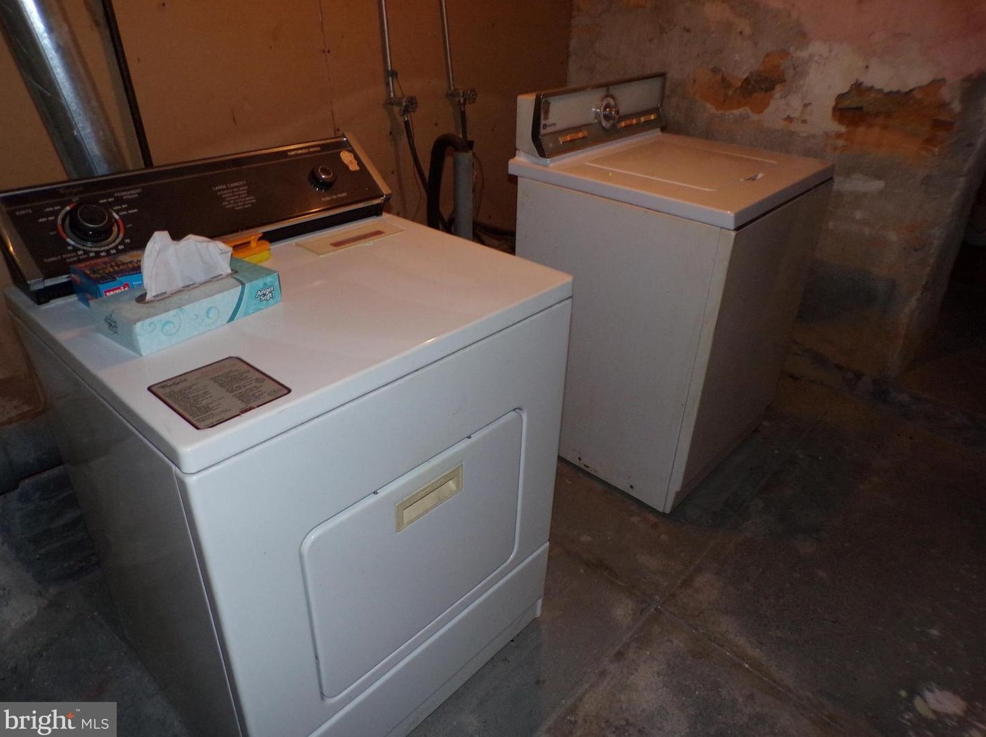 1116 Elm St, Reading PA  19604-2926 exterior