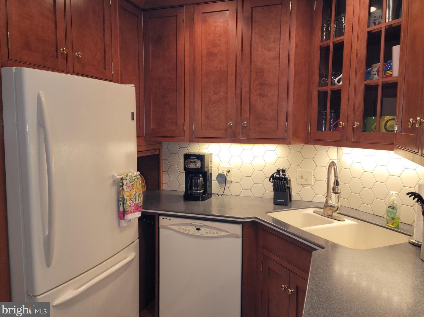 3904 Moyer Ave, Reading PA  19606-3035 exterior