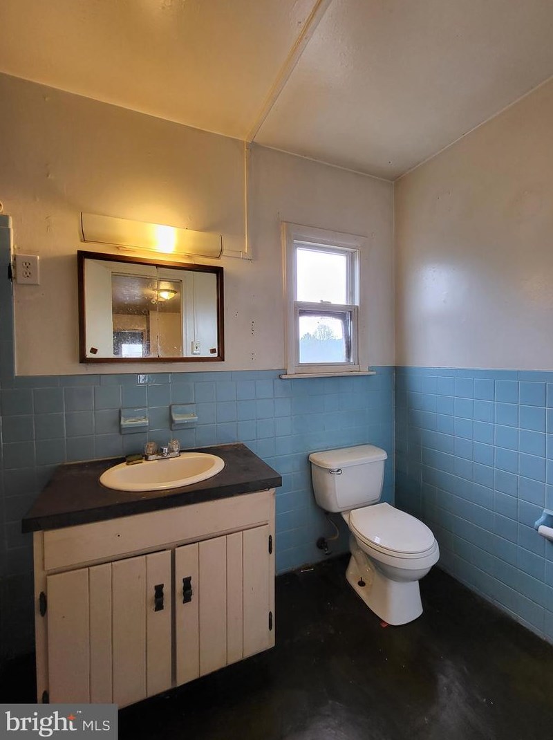 1157 Fox Run, Reading PA  19606-1157 exterior