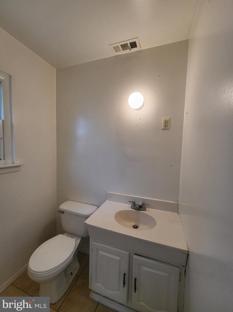 1157 Fox Run, Reading PA  19606-1157 exterior