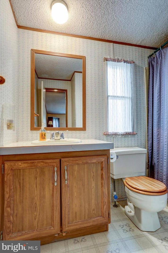 1260 Maple Grv Rd, Hummels Store PA 19540-8845 exterior