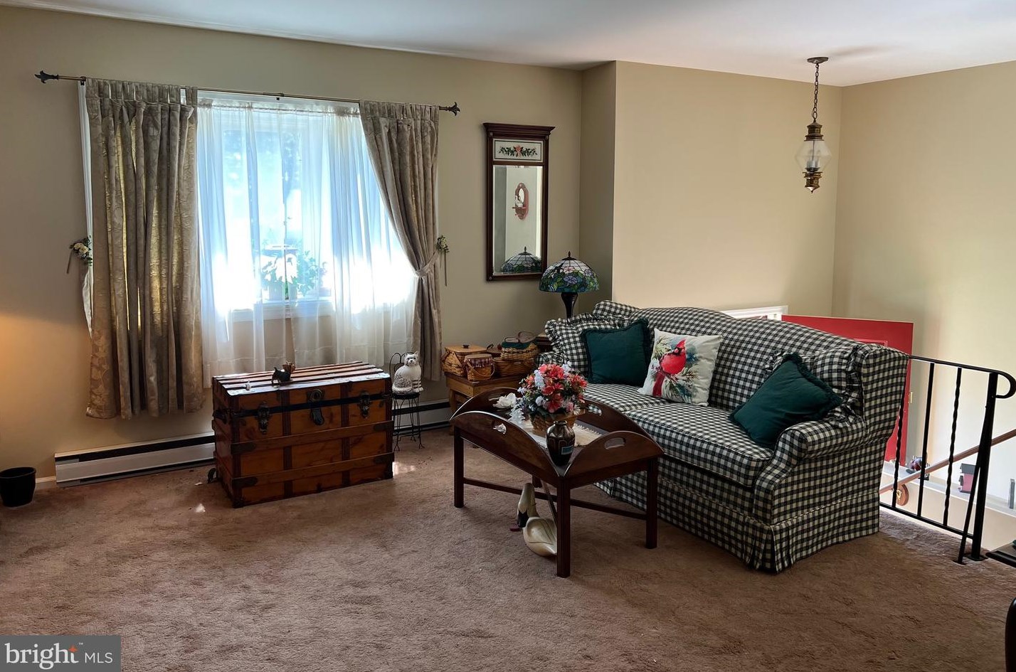 216 Diplomat Dr, Robesonia PA 19551-1613 exterior