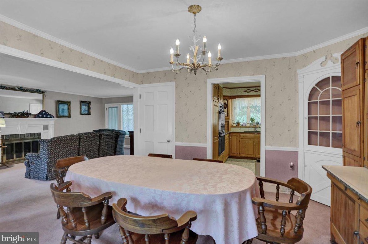 504 Elizabeth Ave, Reading PA  19605-2542 exterior