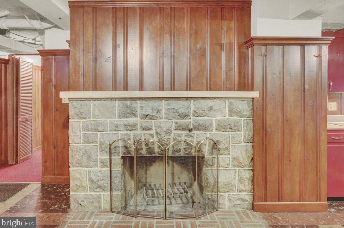 504 Elizabeth Ave, Reading PA  19605-2542 exterior