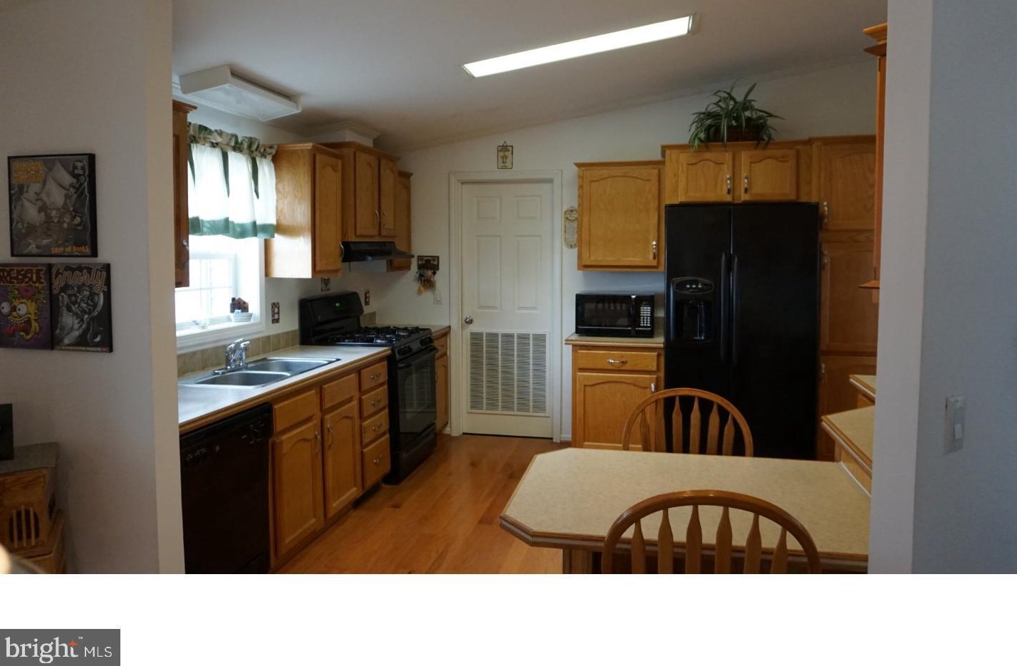 124 Random Rd, Douglassville PA  19518-1943 exterior