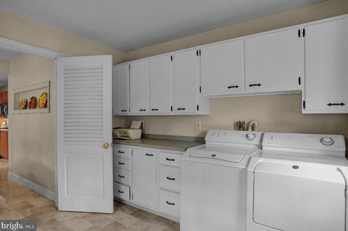 5500 Fairway Dr, Reading PA  19606-3659 exterior