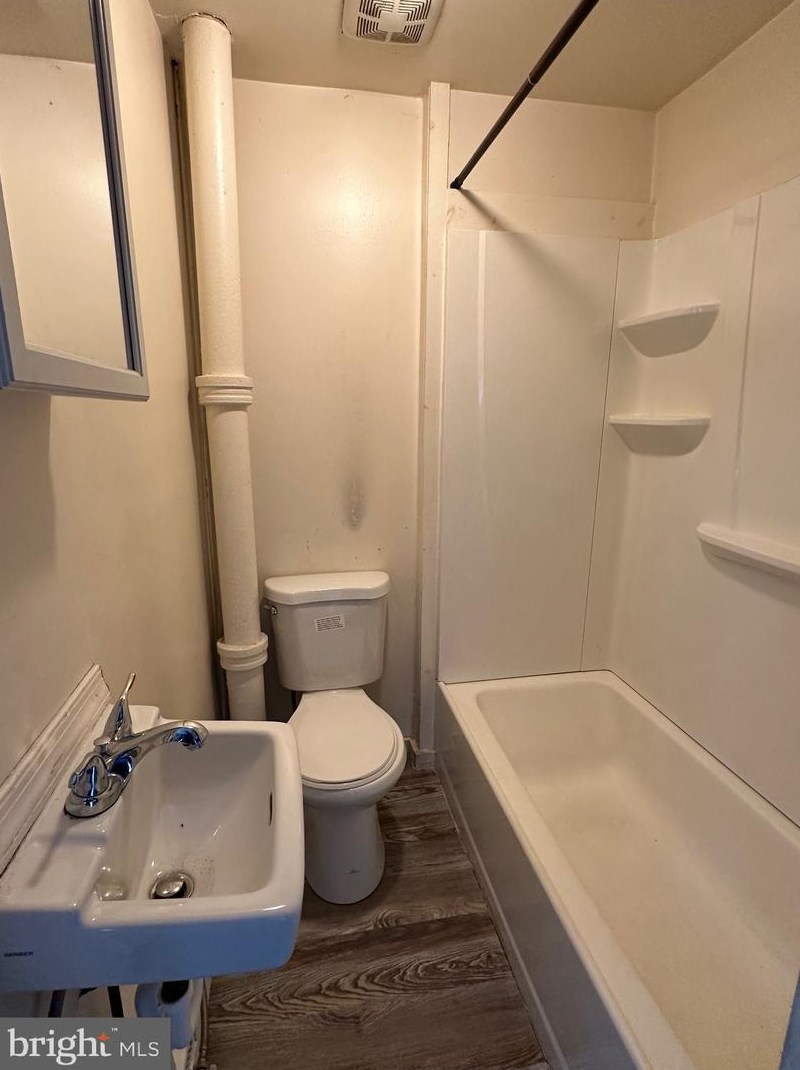 532 Johnson St, Reading PA  exterior