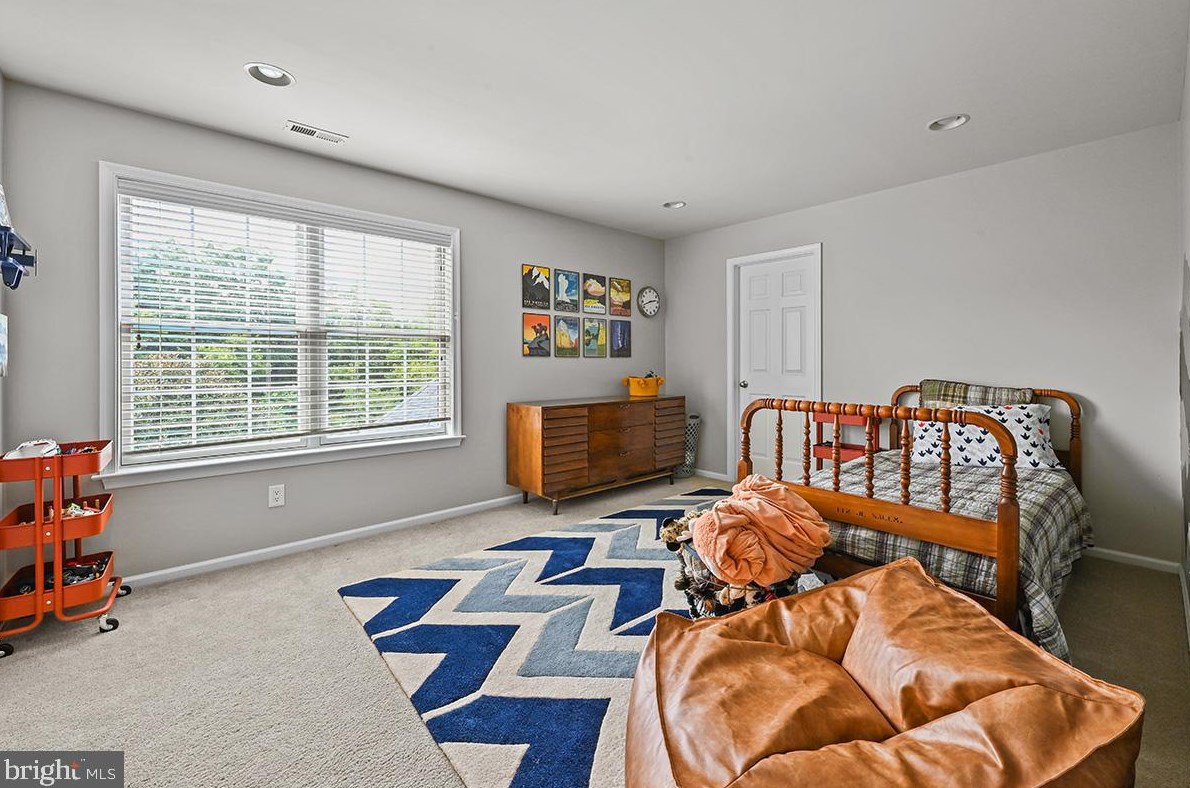 157 Meadow View Dr, Reading PA  19605-9614 exterior