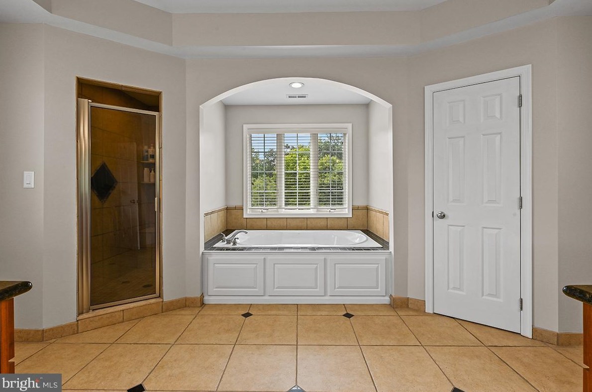 157 Meadow View Dr, Reading PA  19605-9614 exterior