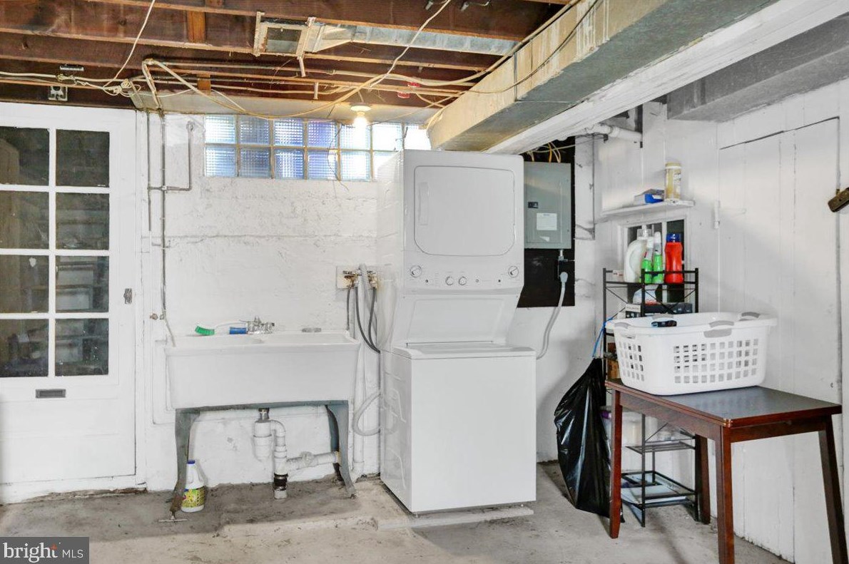 415 Ann St, Reading PA  19611-1304 exterior