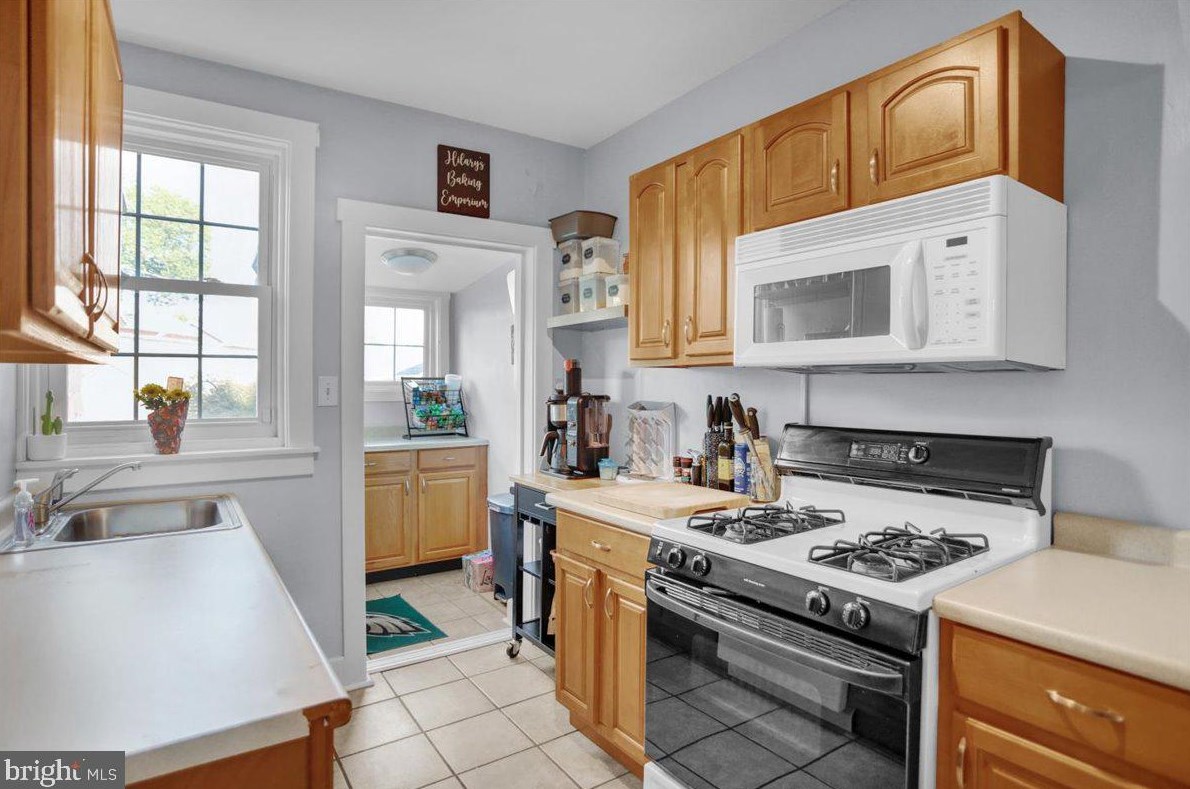 415 Ann St, Reading PA  19611-1304 exterior