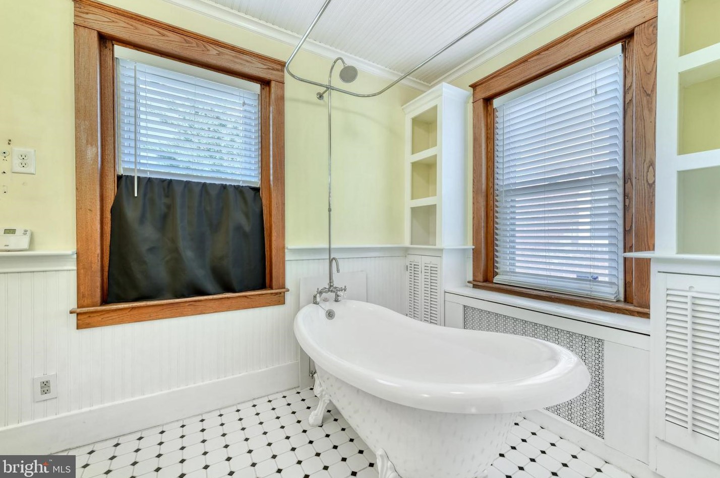 23 Walnut St, Reading PA  19607-1827 exterior