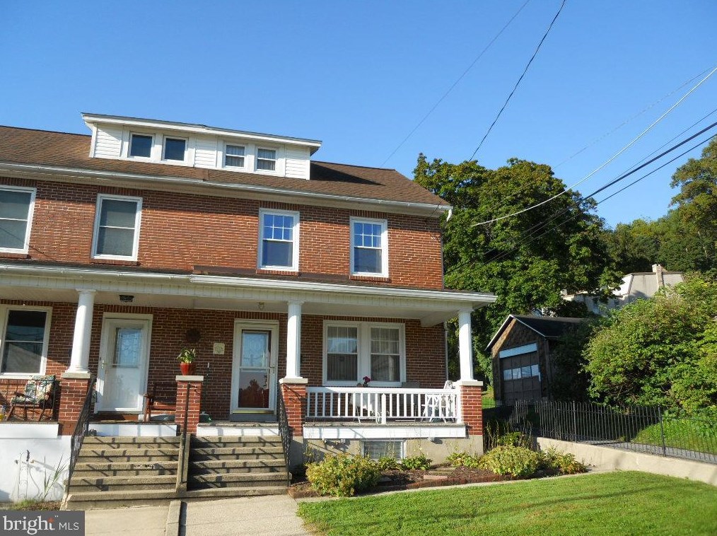 22 Cherrydale Ave, Reading PA  19606-1217 exterior
