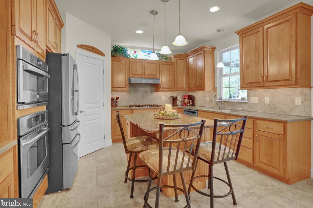 421 Middlecreek Dr, Basket PA  19547-8793 exterior