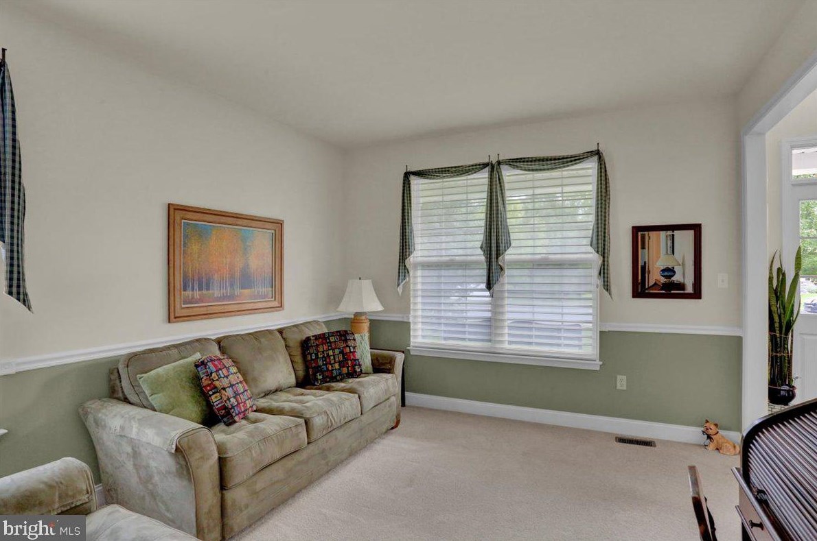 421 Middlecreek Dr, Basket PA  19547-8793 exterior