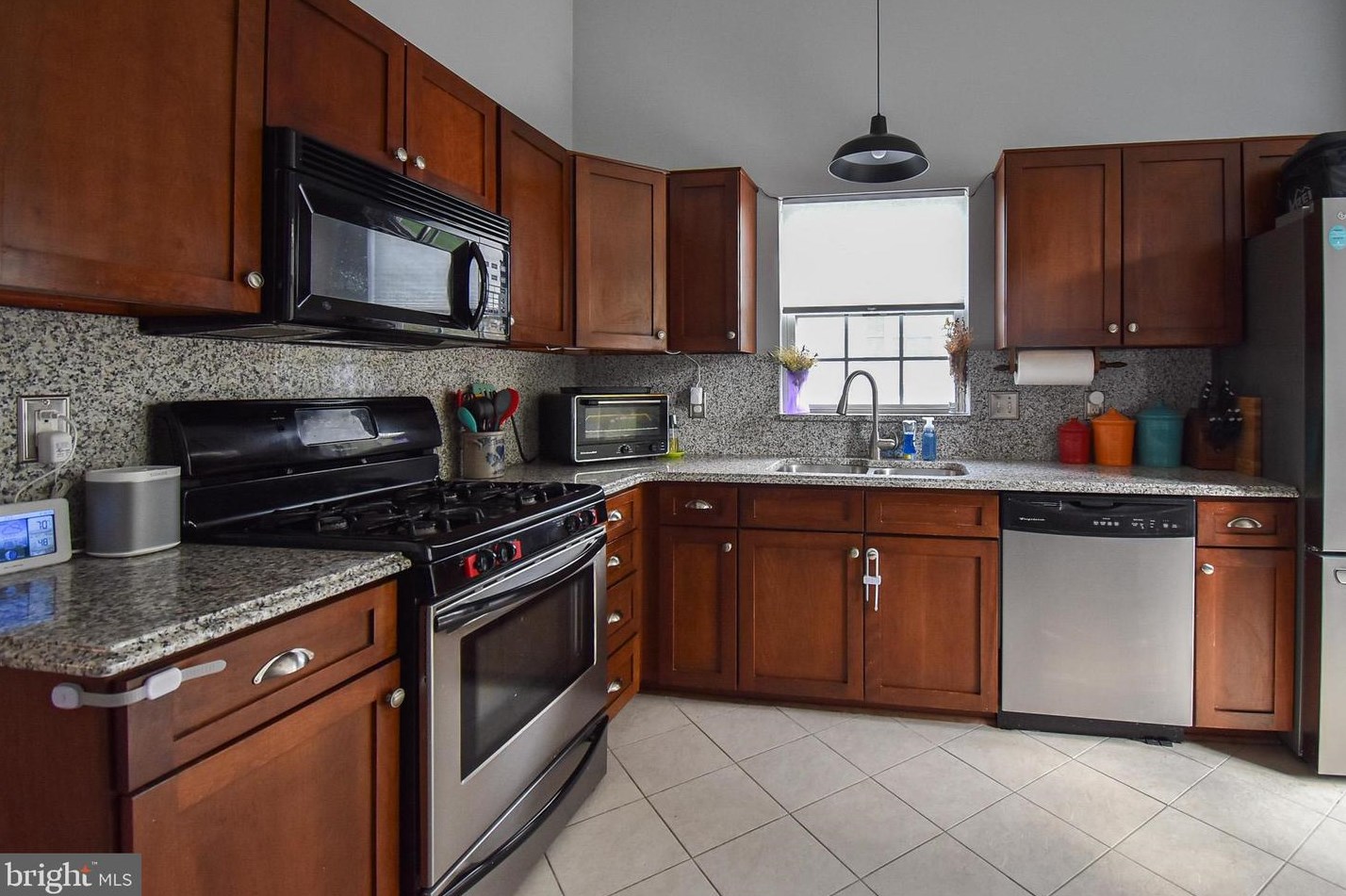 153 Waterford Ln, Reading PA 19606-9071 exterior