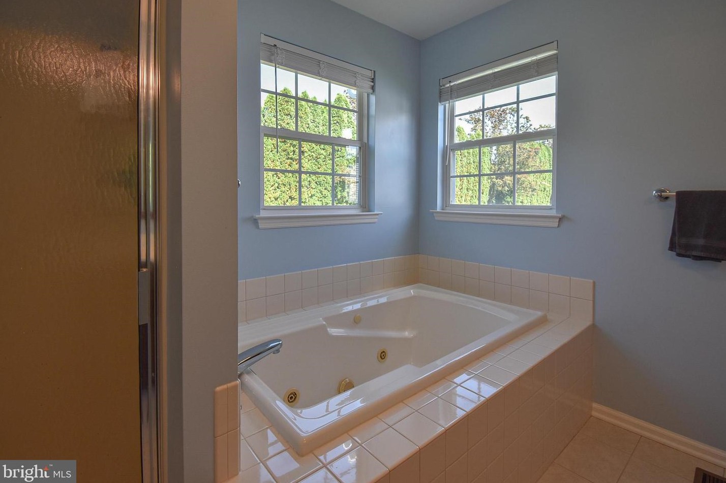 153 Waterford Ln, Reading PA 19606-9071 exterior