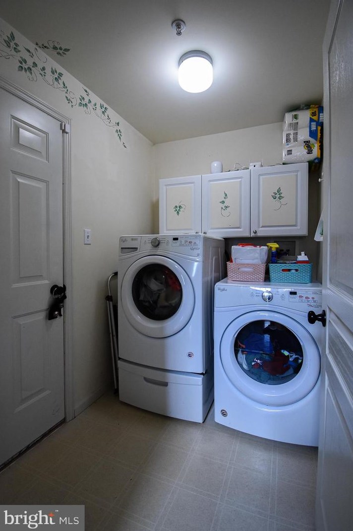 153 Waterford Ln, Reading PA 19606-9071 exterior