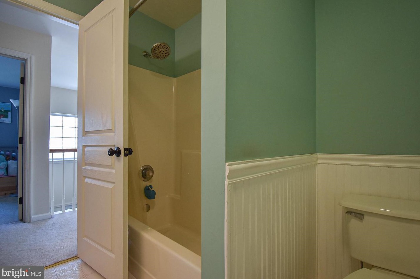 153 Waterford Ln, Reading PA 19606-9071 exterior