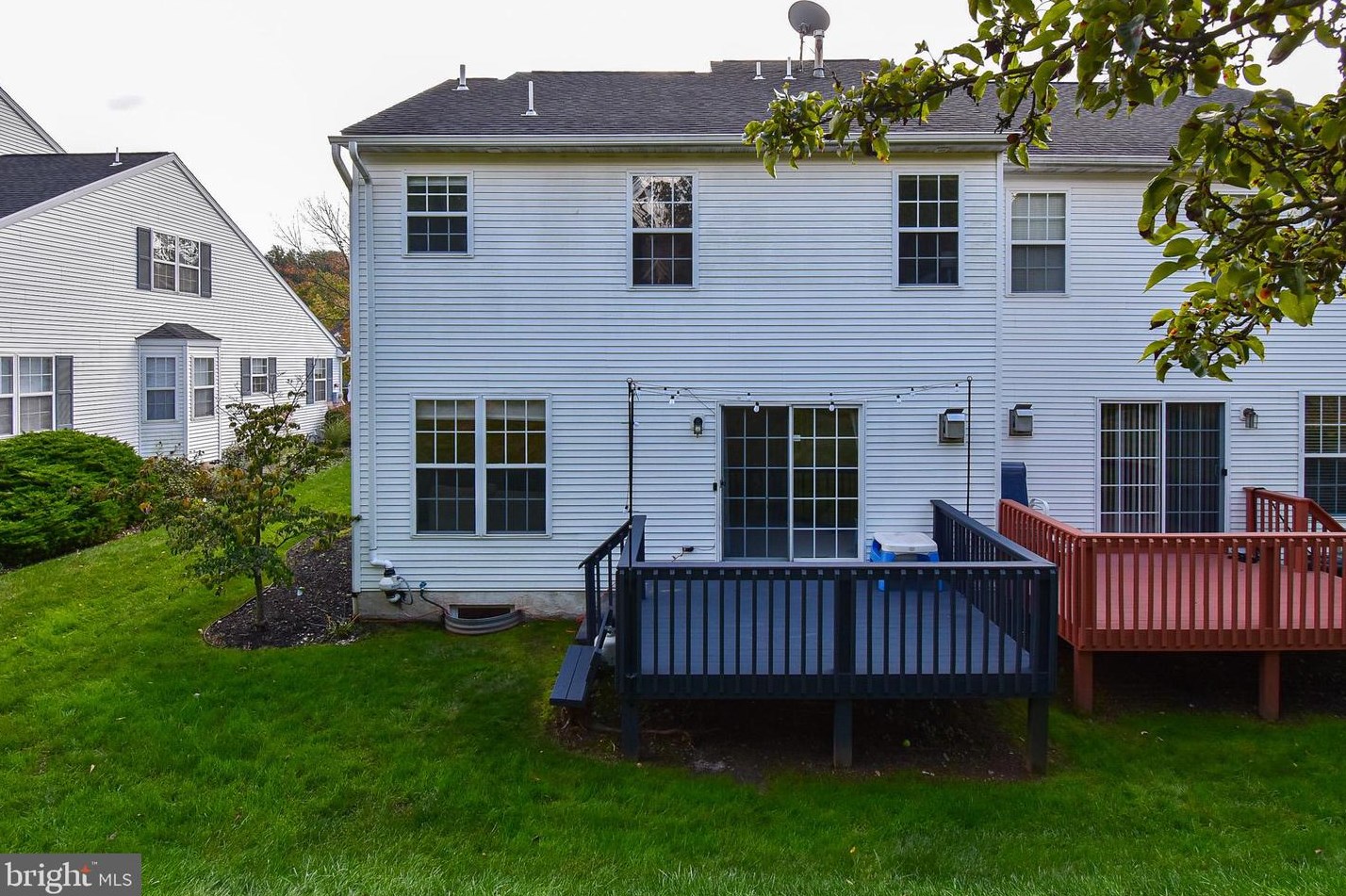 153 Waterford Ln, Reading PA 19606-9071 exterior