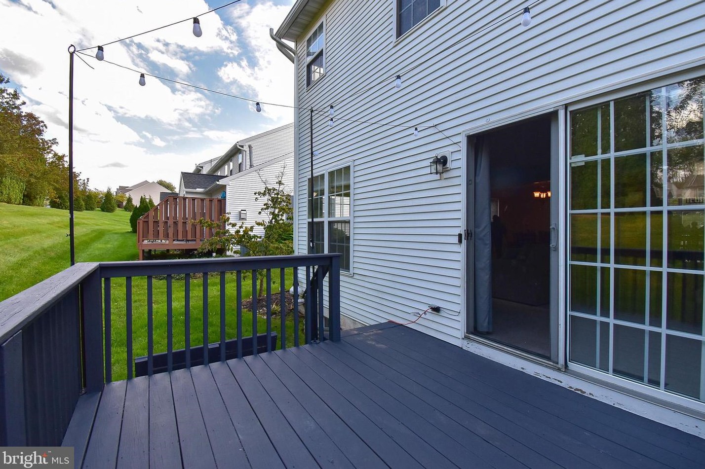 153 Waterford Ln, Reading PA 19606-9071 exterior