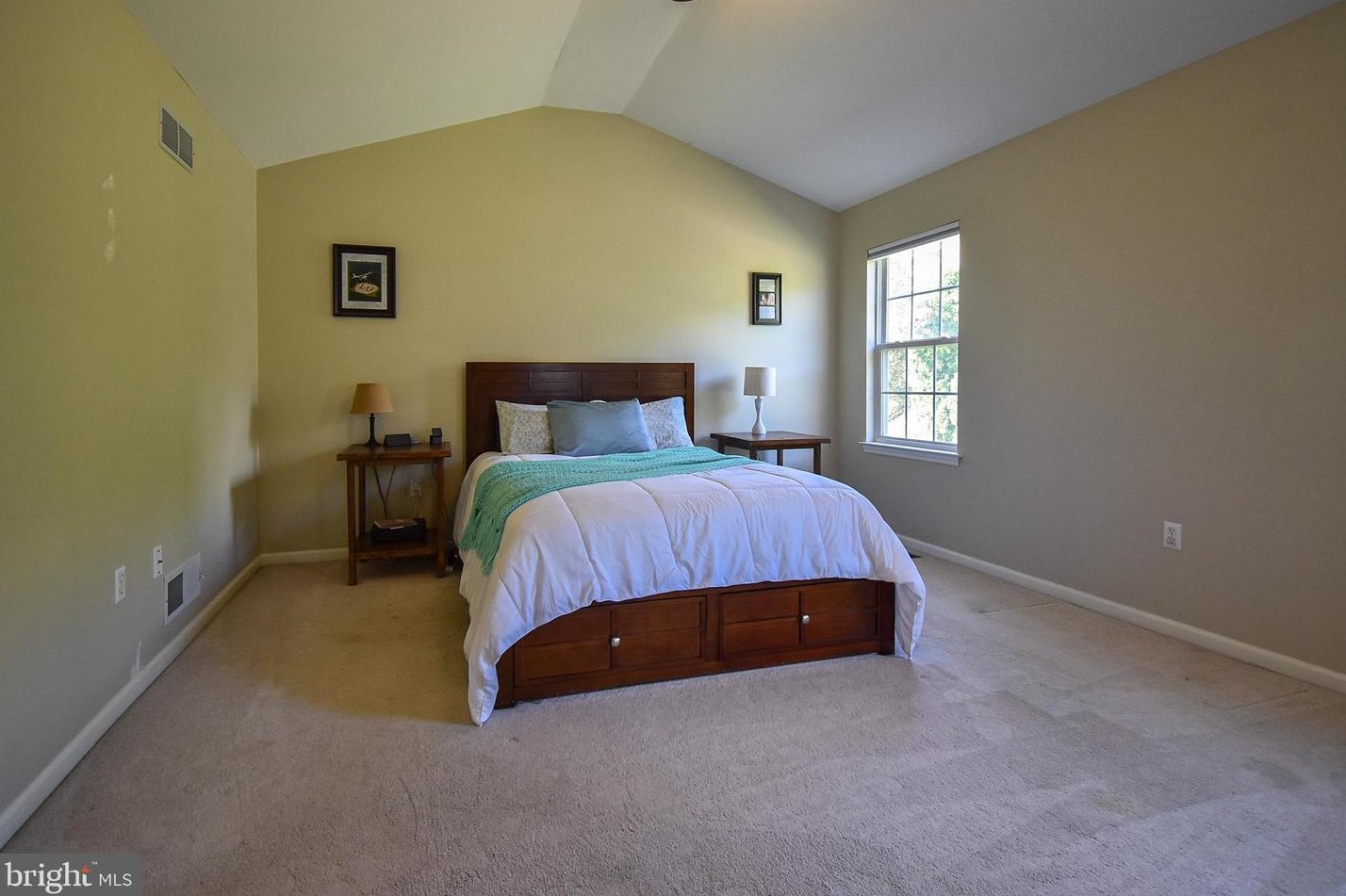 153 Waterford Ln, Reading PA 19606-9071 exterior