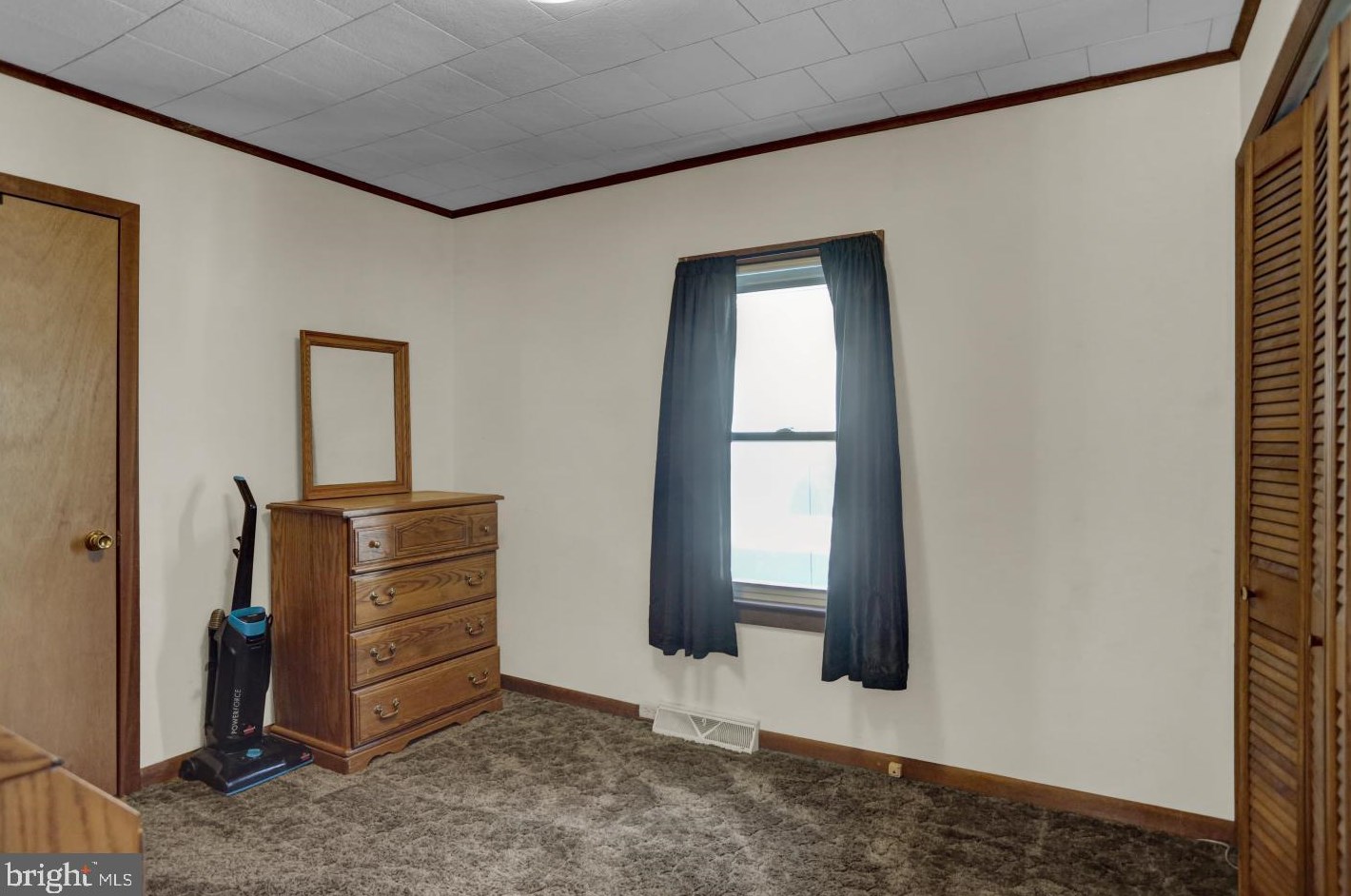 1831 Portland Ave, Reading PA  19609-2022 exterior