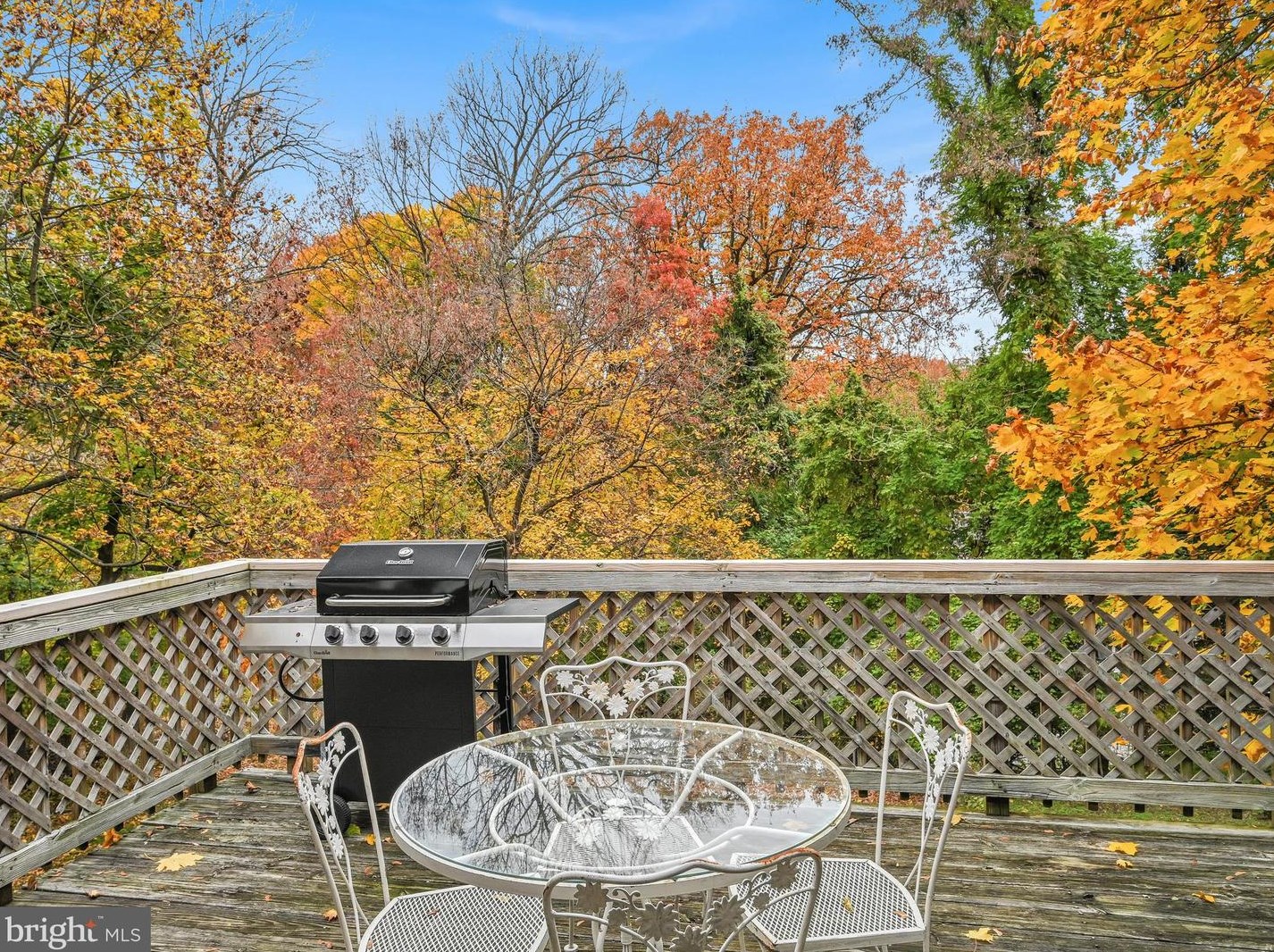 9 Madison St, Hummels Store PA  19540-1501 exterior