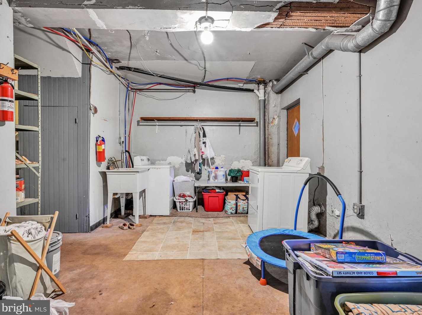 9 Madison St, Hummels Store PA  19540-1501 exterior