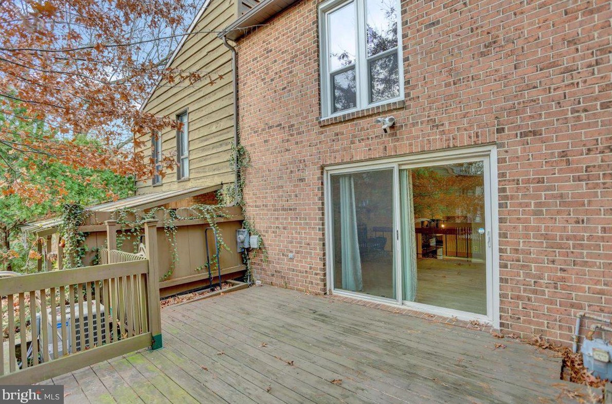 179 Oakmont Ct, Reading PA  19607-3406 exterior