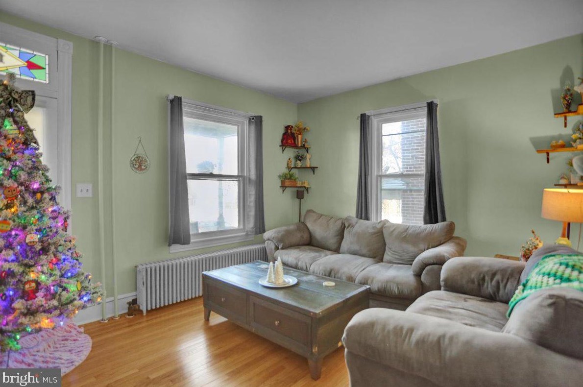 121 New Holland Ave, Reading PA  19607-2541 exterior