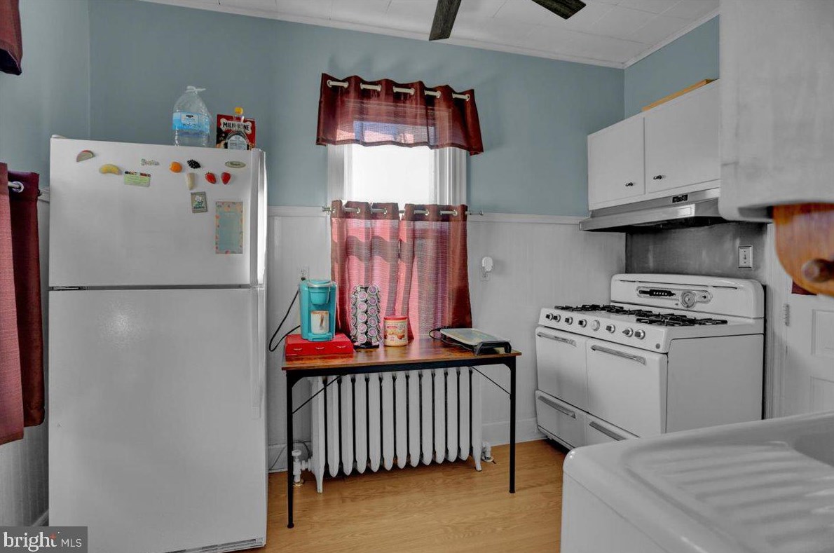 121 New Holland Ave, Reading PA  19607-2541 exterior