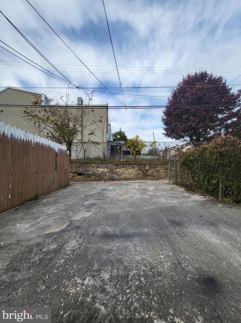 137 Walnut St, Reading PA  19607-2621 exterior