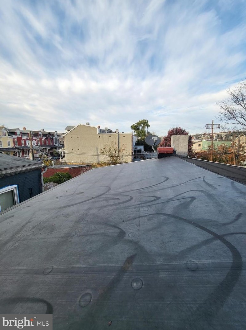 137 Walnut St, Reading PA  19607-2621 exterior