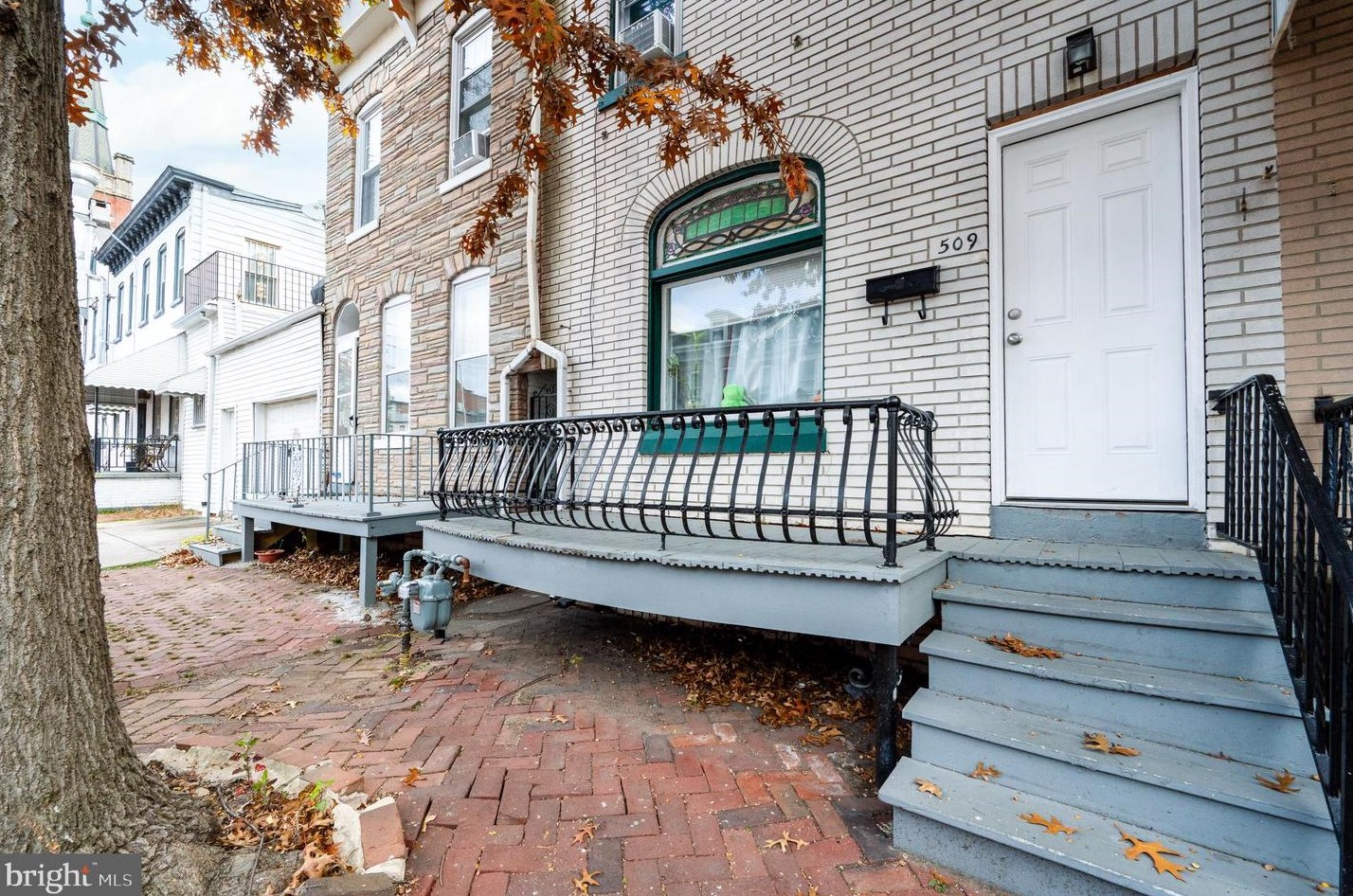 509 6th St, Reading PA  19601-3085 exterior