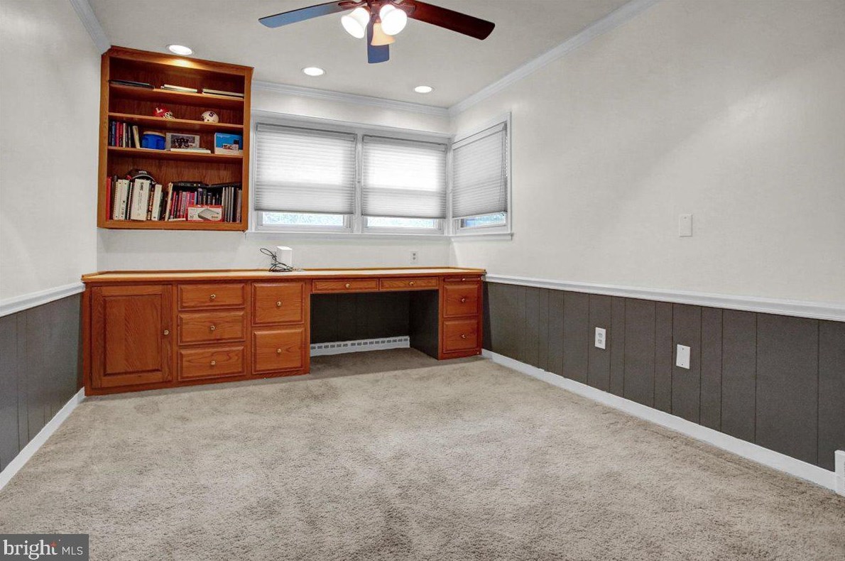 1835 Lorraine Rd, Reading PA  19604-1637 exterior