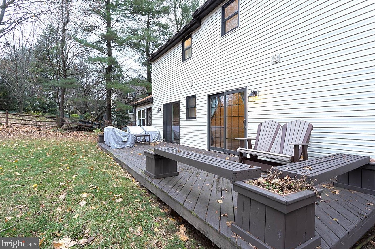 12 Estates Dr, Reading PA  19606-9595 exterior