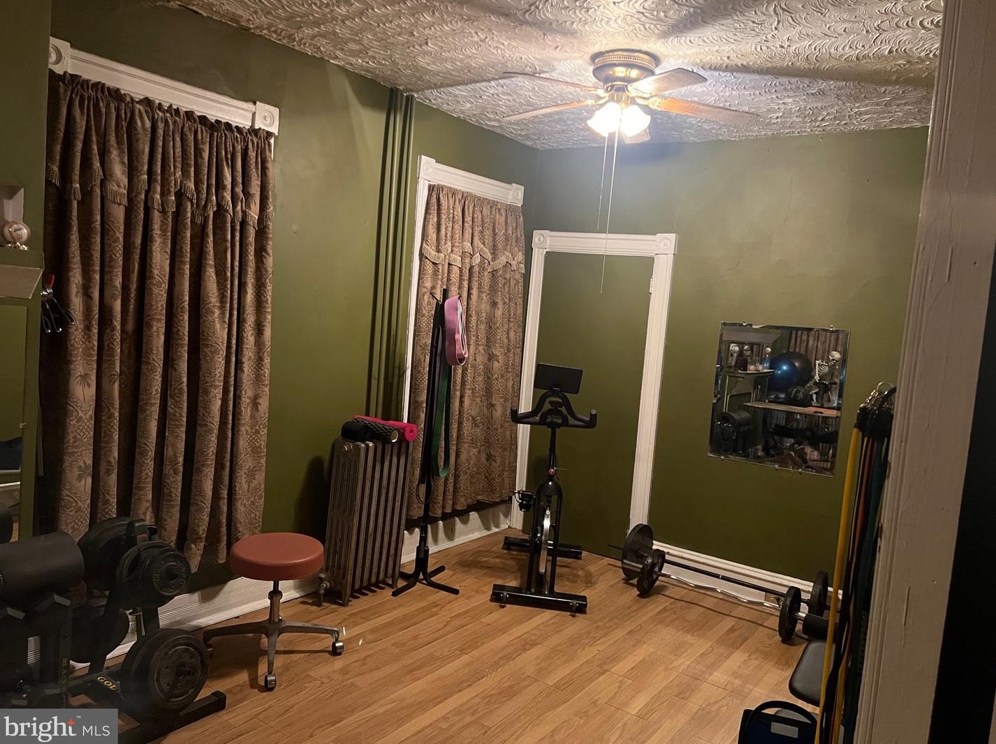 329 Pne St, Reading PA 19602-2367 exterior