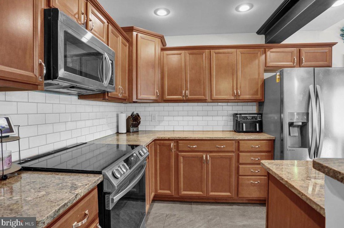 1516 Duke St, Reading PA  19605-2202 exterior