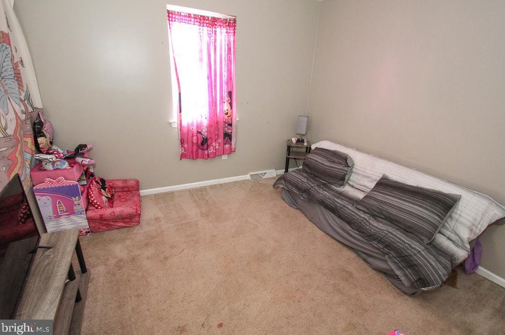 1905 Gring Dr, Reading PA  19610-1427 exterior