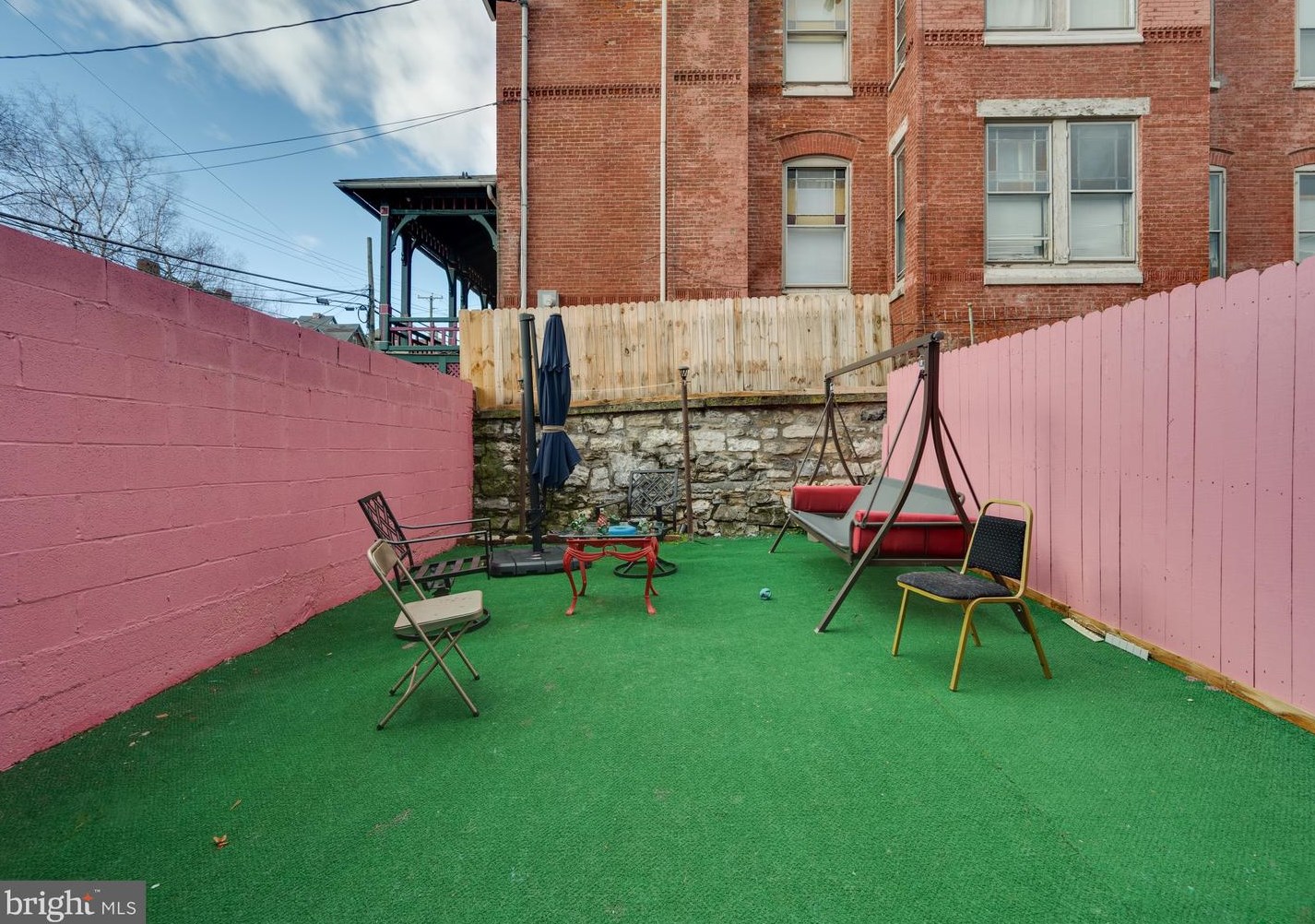 602 6th St, Reading PA  19601-2206 exterior
