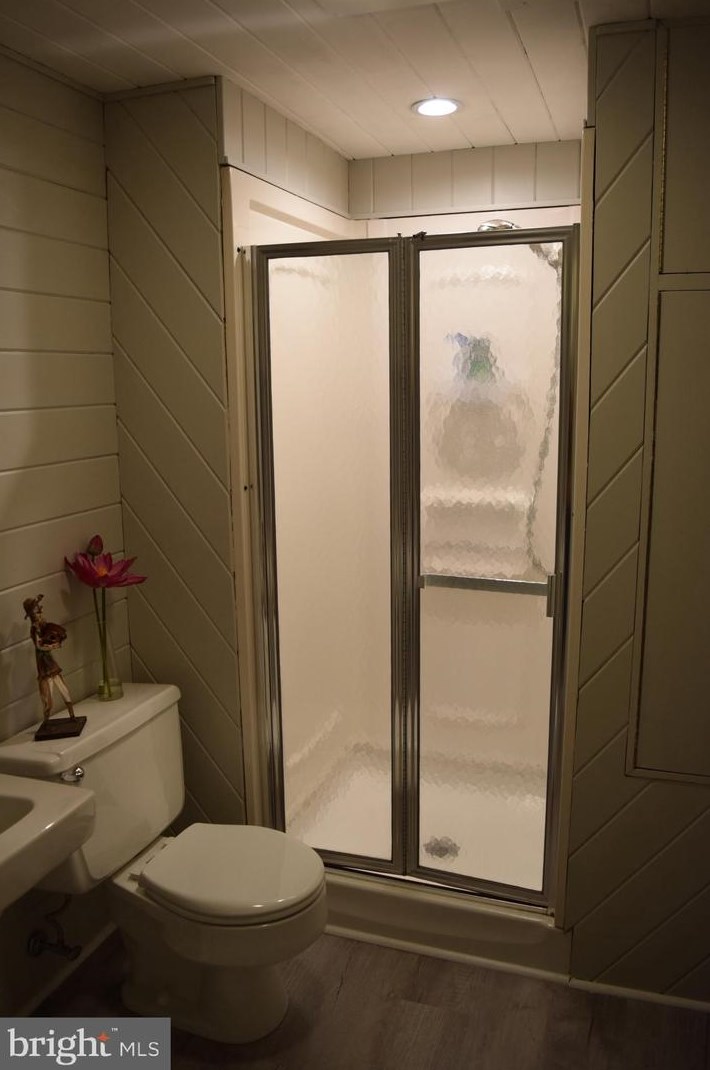 101 Burning Tree Ln, Reading PA  19607-3404 exterior