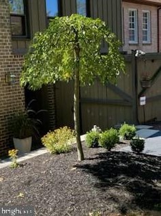 101 Burning Tree Ln, Reading PA  19607-3404 exterior