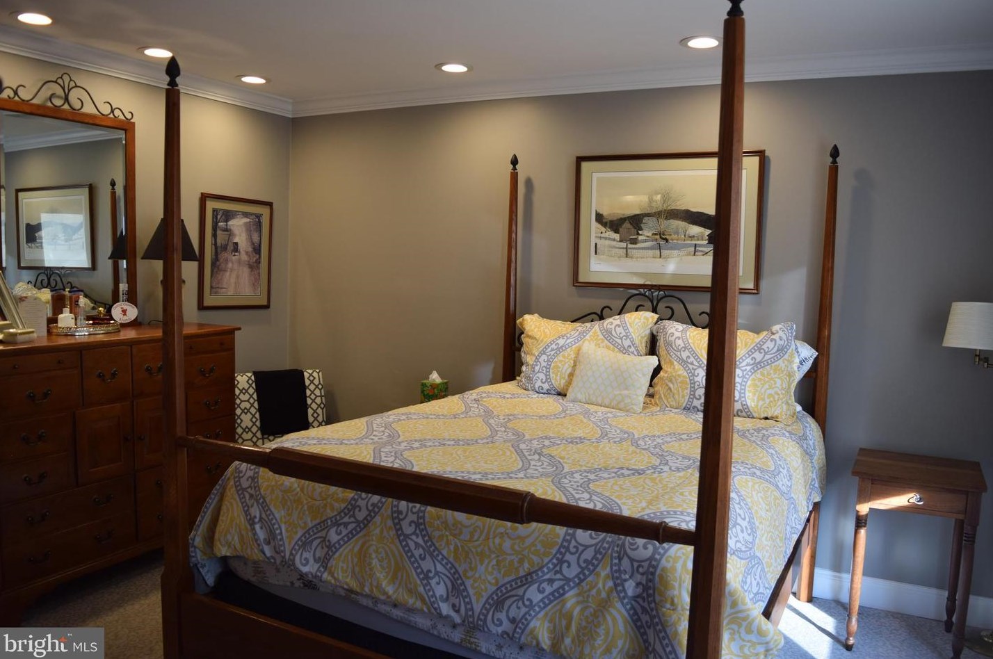 101 Burning Tree Ln, Reading PA  19607-3404 exterior