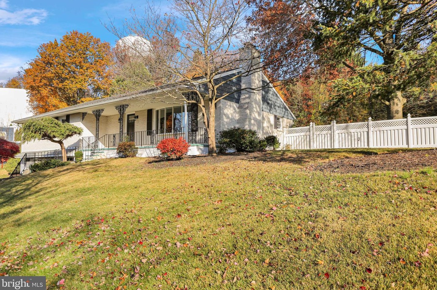 89 Wyomissing Hills Blvd, Reading PA  19609-1775 exterior