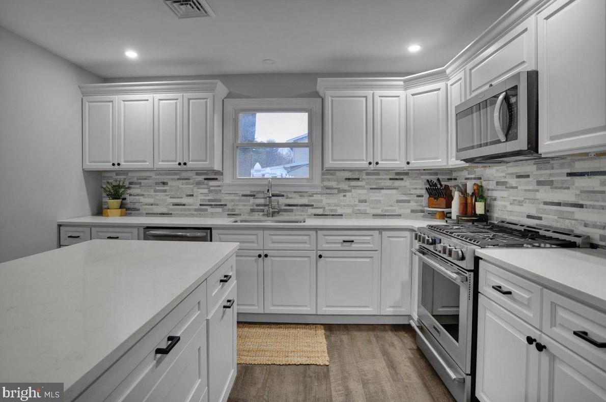 89 Wyomissing Hills Blvd, Reading PA  19609-1775 exterior